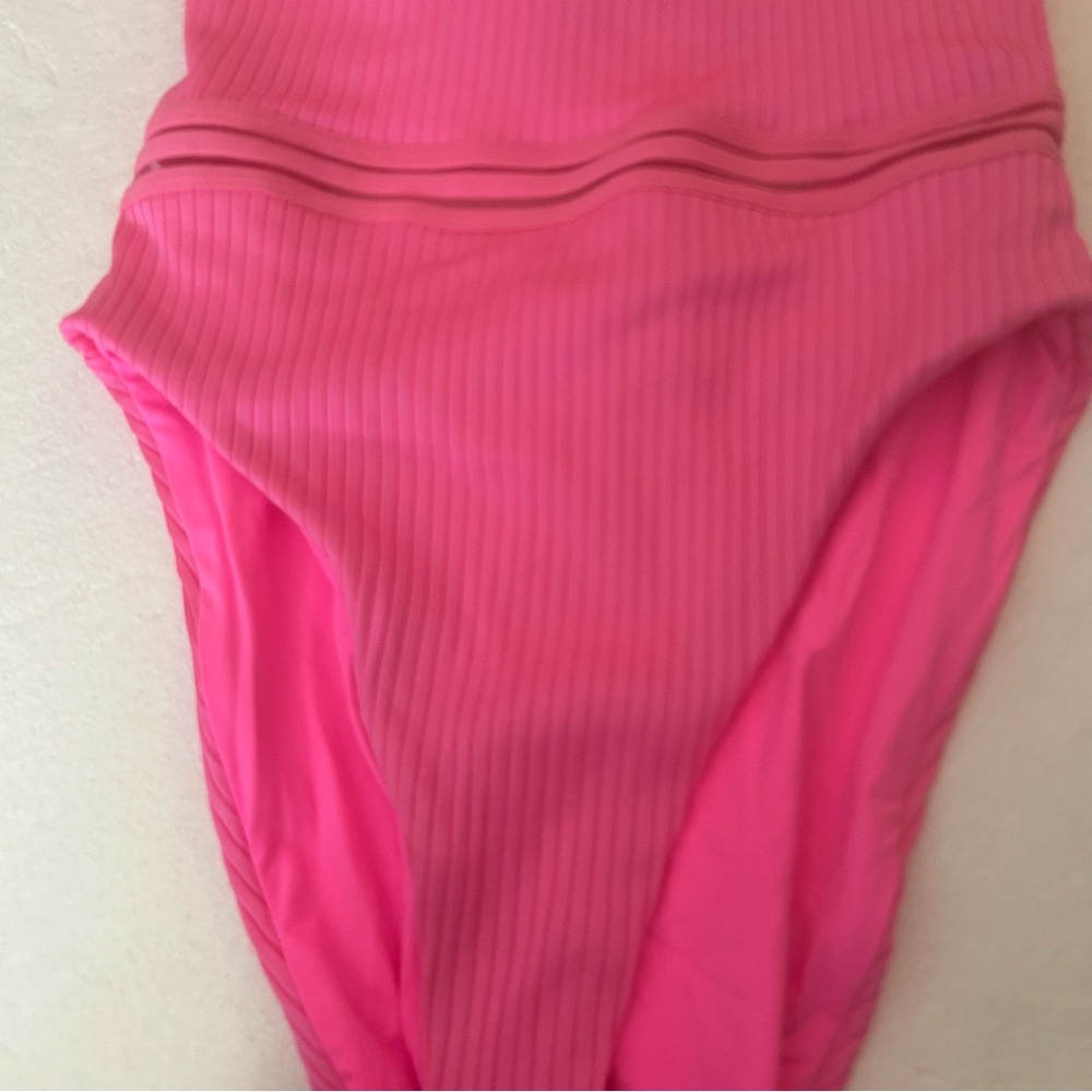 Isabella Rose NWT Queensland high leg neon Barbie pink one piece swimsuit - Picture 10 of 11